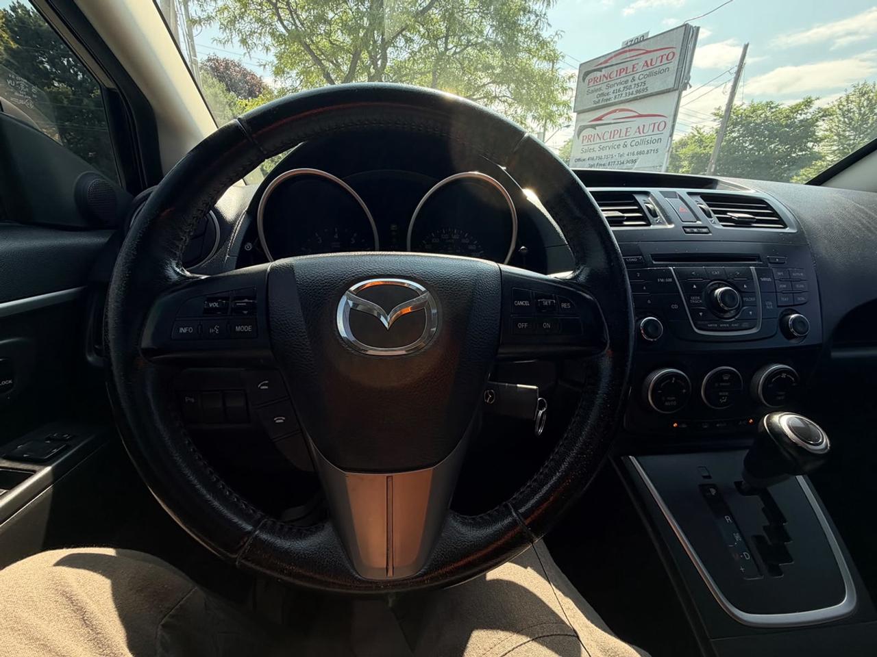 2014 Mazda MAZDA5 Grand Touring Photo