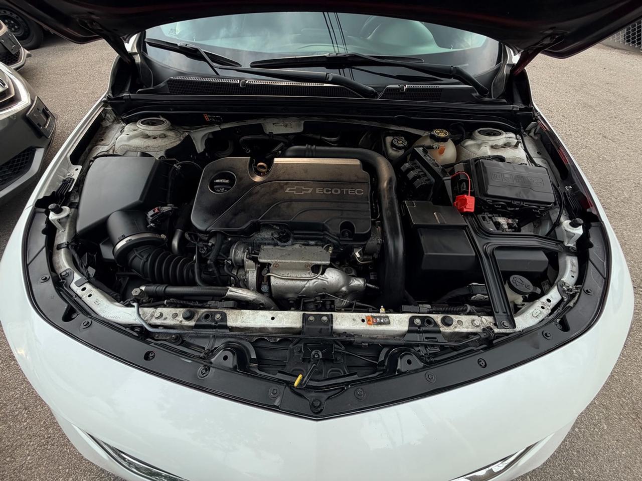 2017 Chevrolet Malibu LT Photo