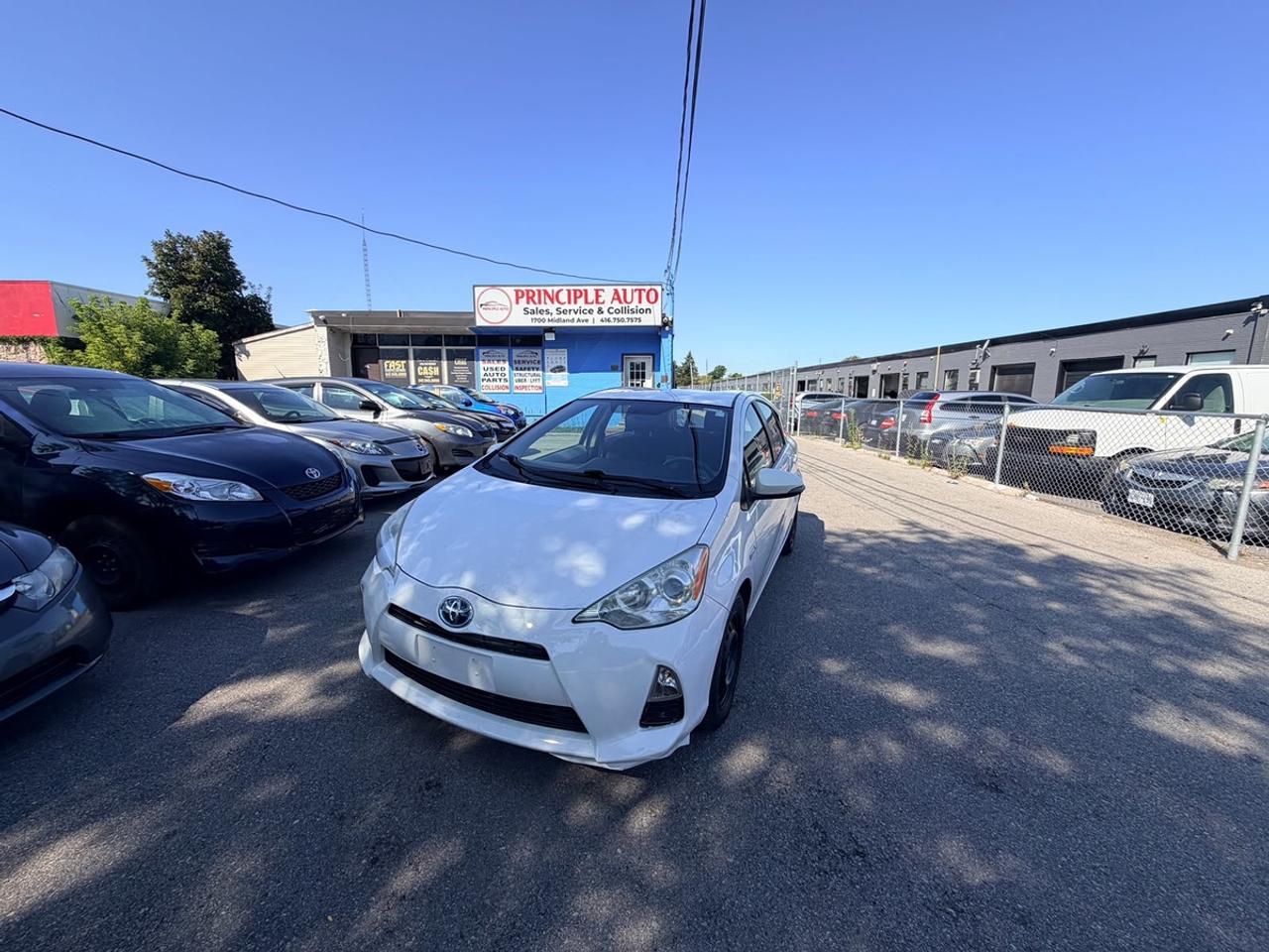 2013 Toyota Prius c Base Photo