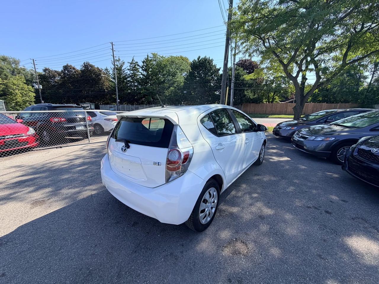 2013 Toyota Prius c Base Photo