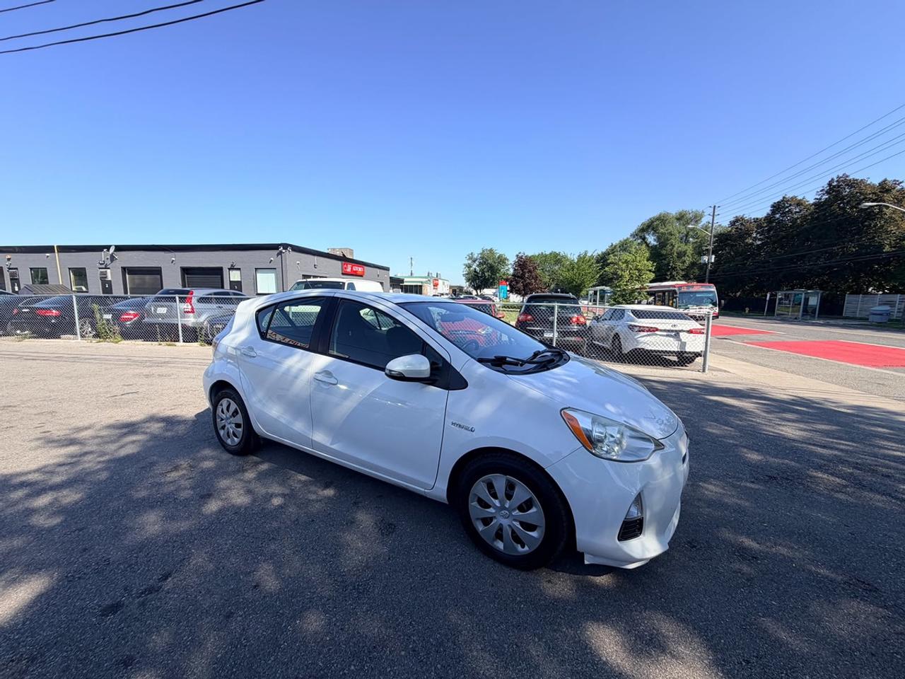 2013 Toyota Prius c Base Photo