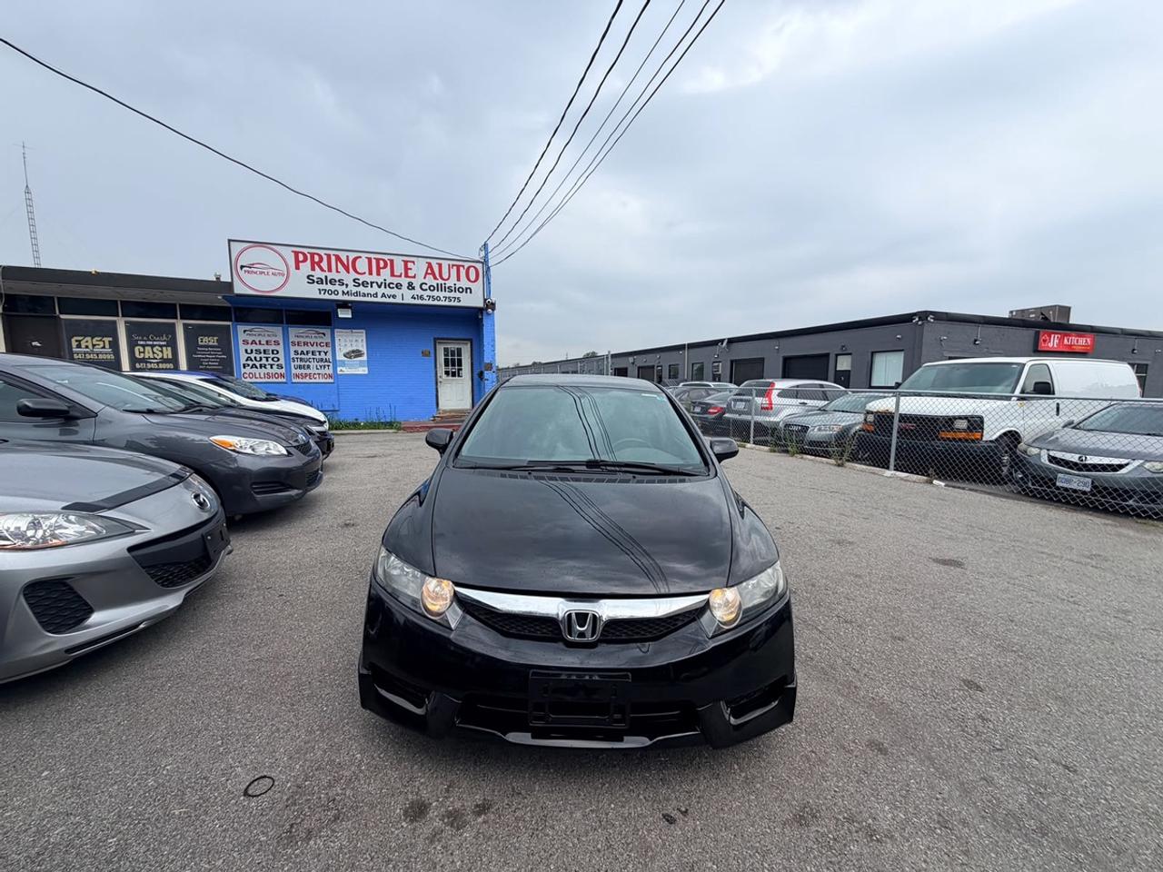 2009 Honda Civic DX Photo