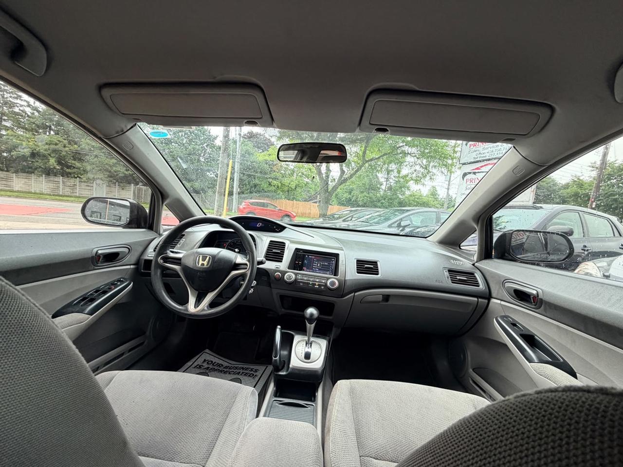 2009 Honda Civic DX Photo