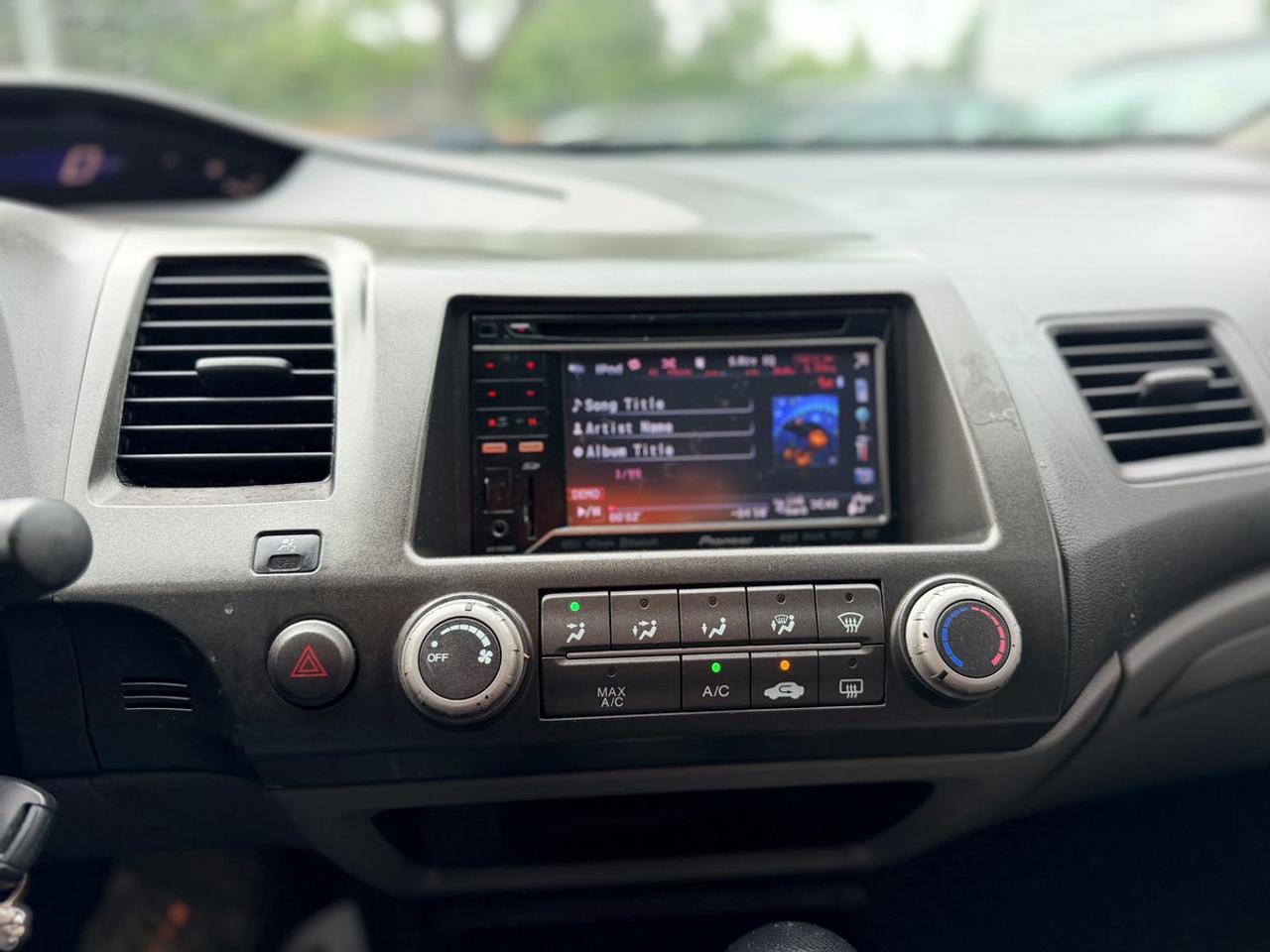 2009 Honda Civic DX Photo