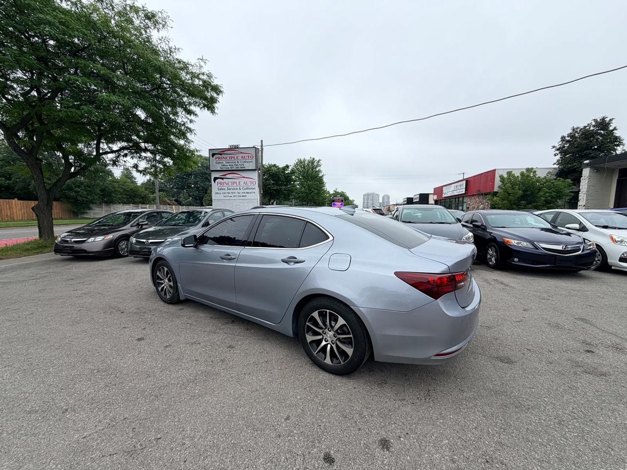 2015 Acura TLX Technology Photo