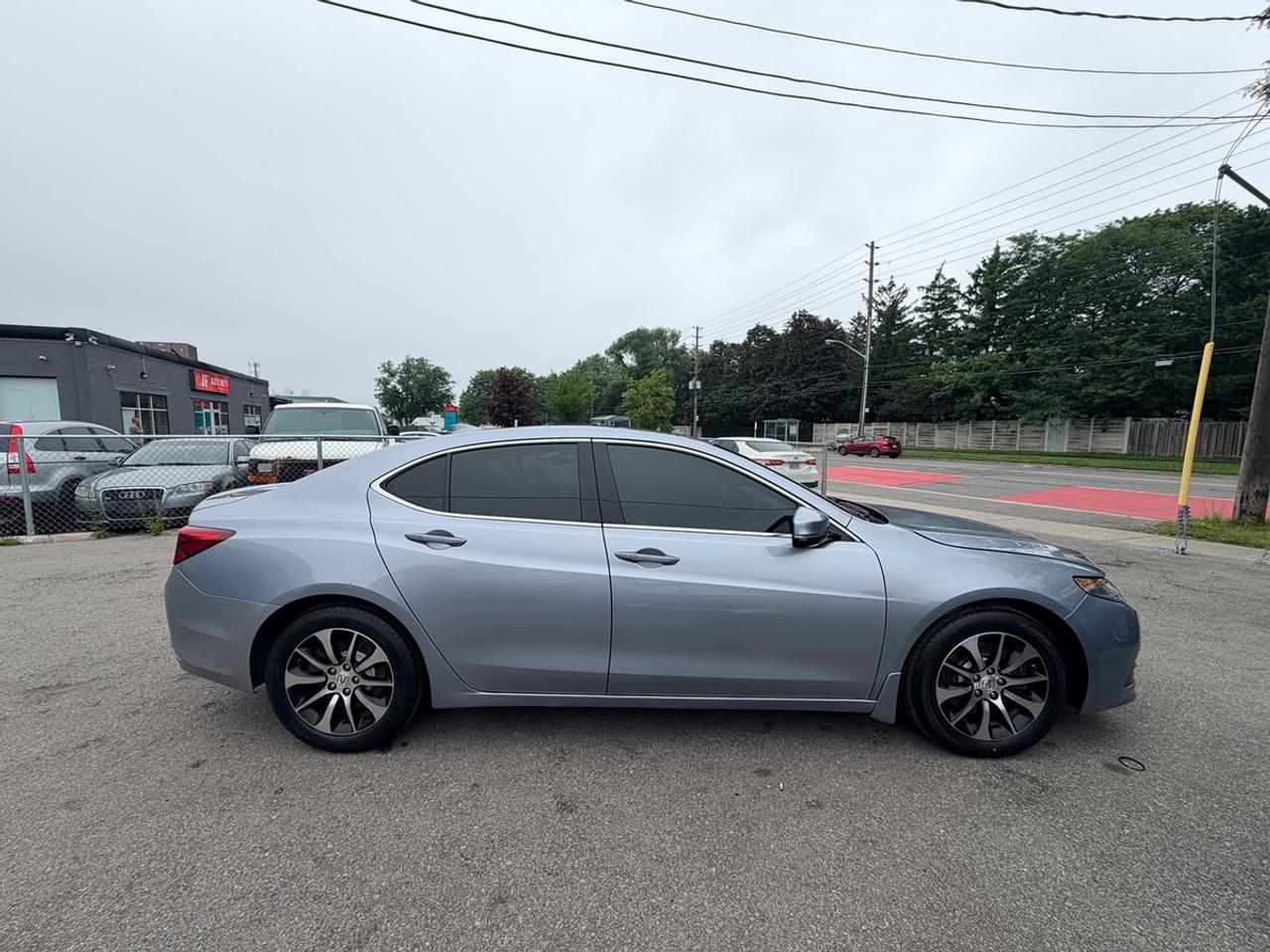 2015 Acura TLX Technology Photo