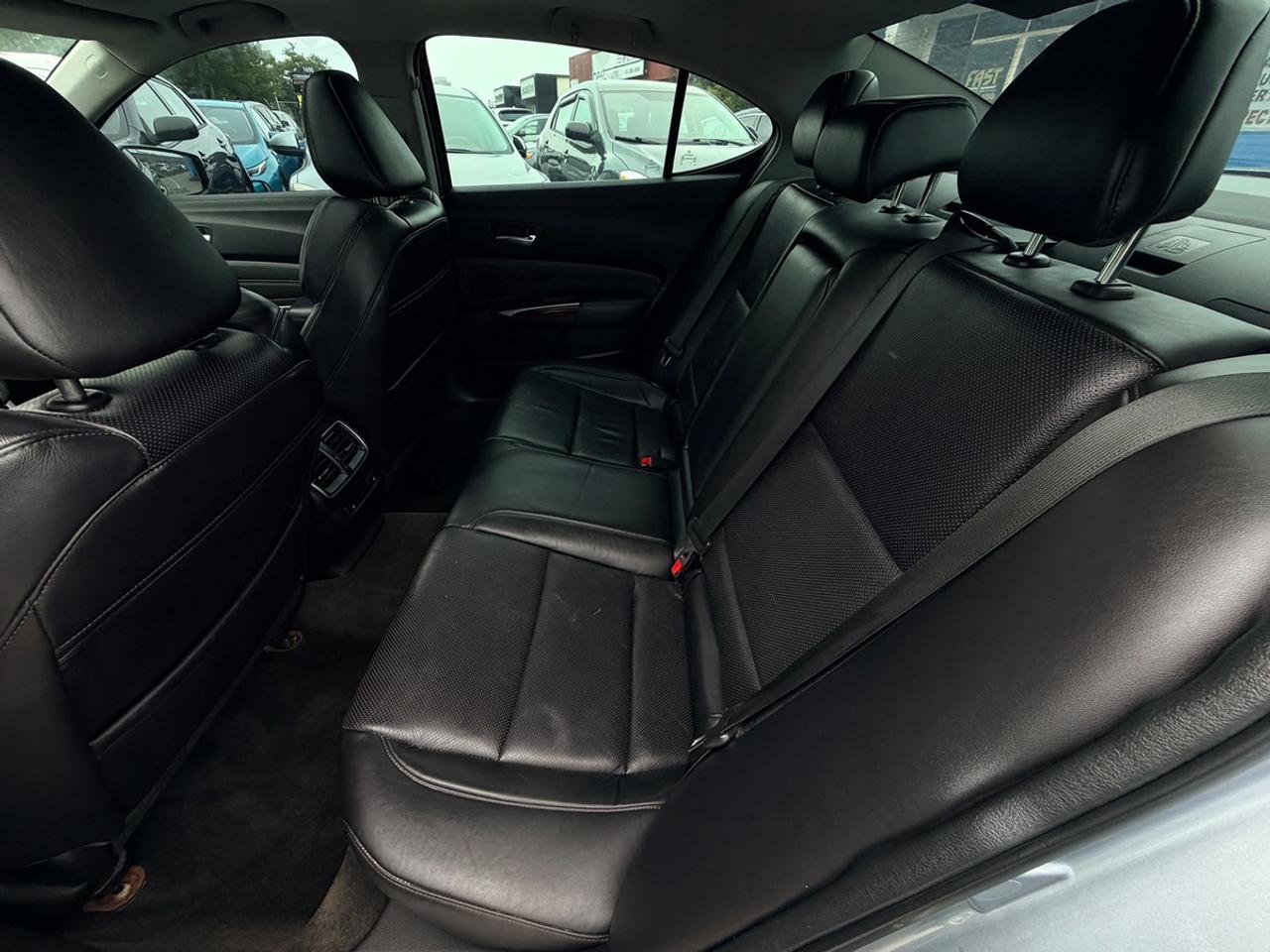 2015 Acura TLX Technology Photo