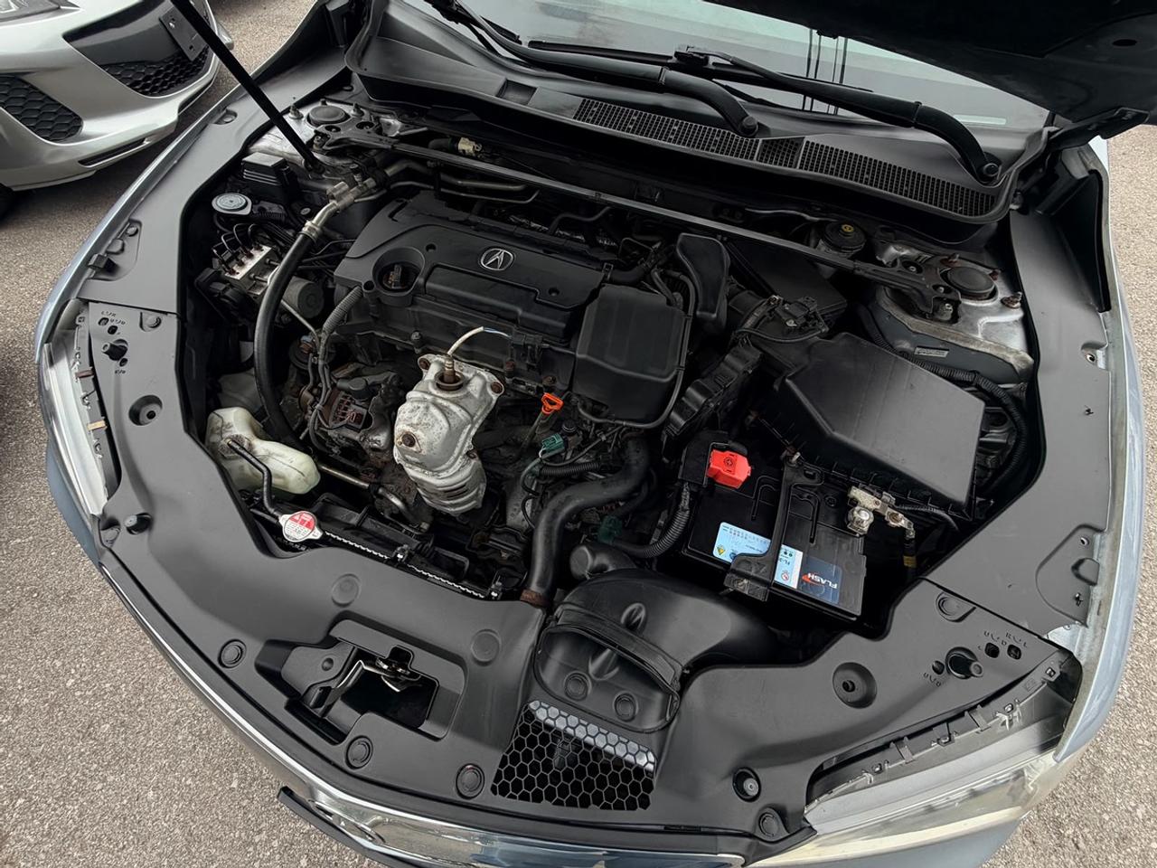 2015 Acura TLX Technology Photo