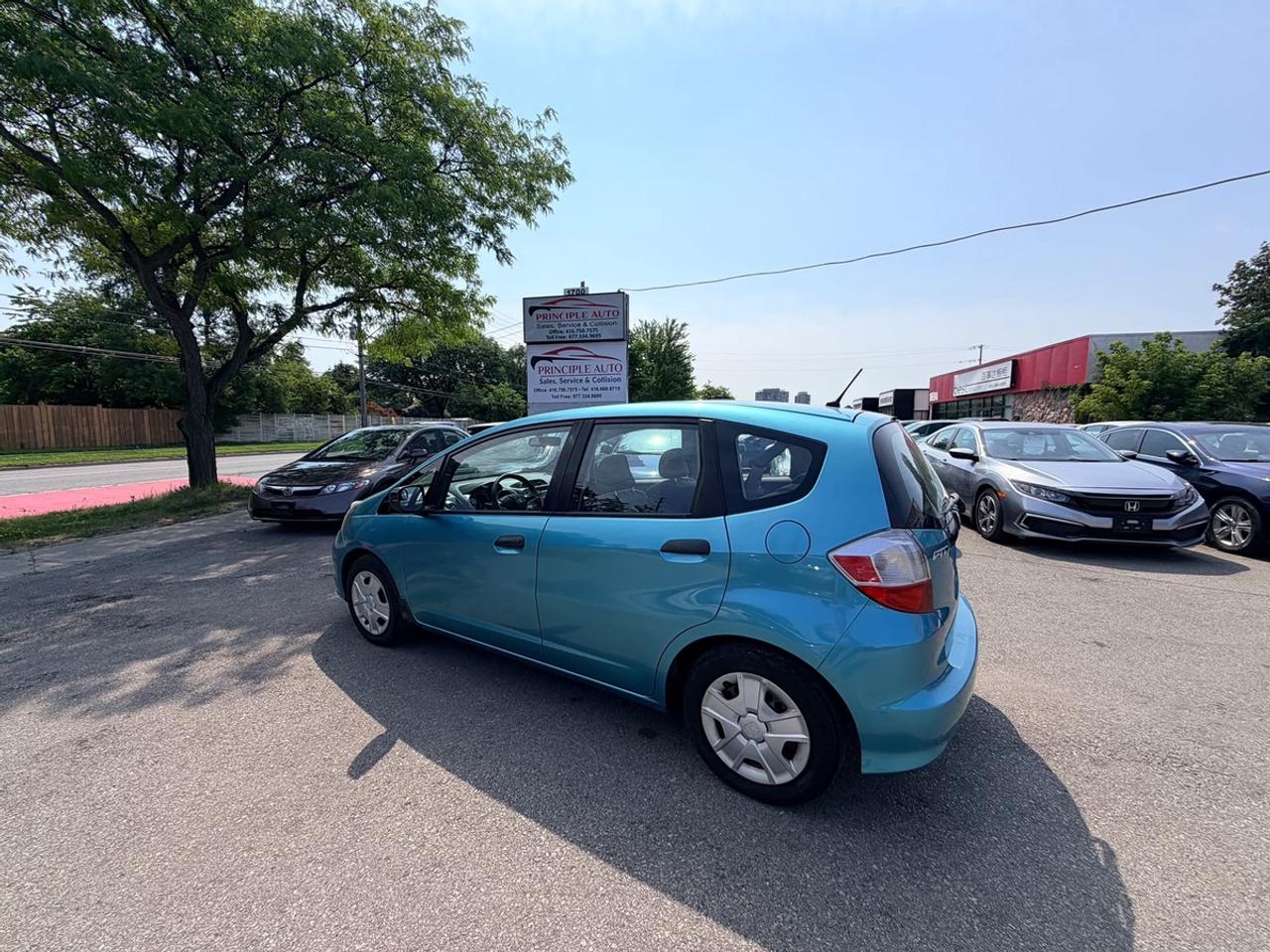 2014 Honda Fit DX Photo