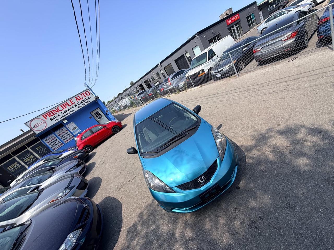 2014 Honda Fit DX Photo