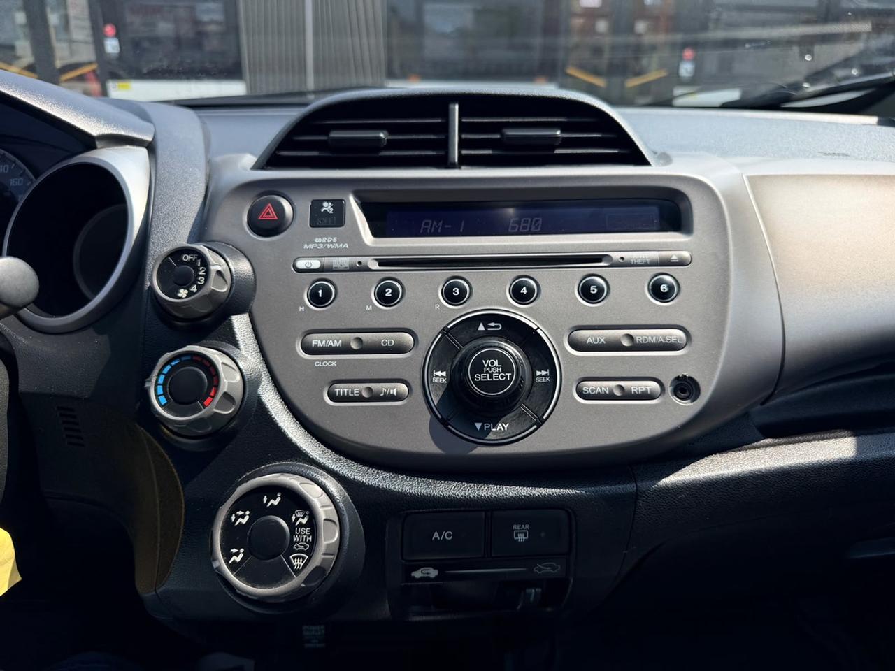 2014 Honda Fit DX Photo