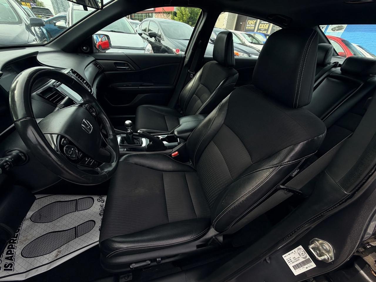 2016 Honda Accord Sport Photo