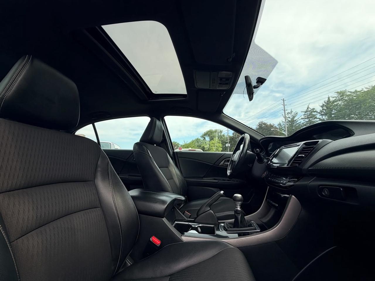 2016 Honda Accord Sport Photo
