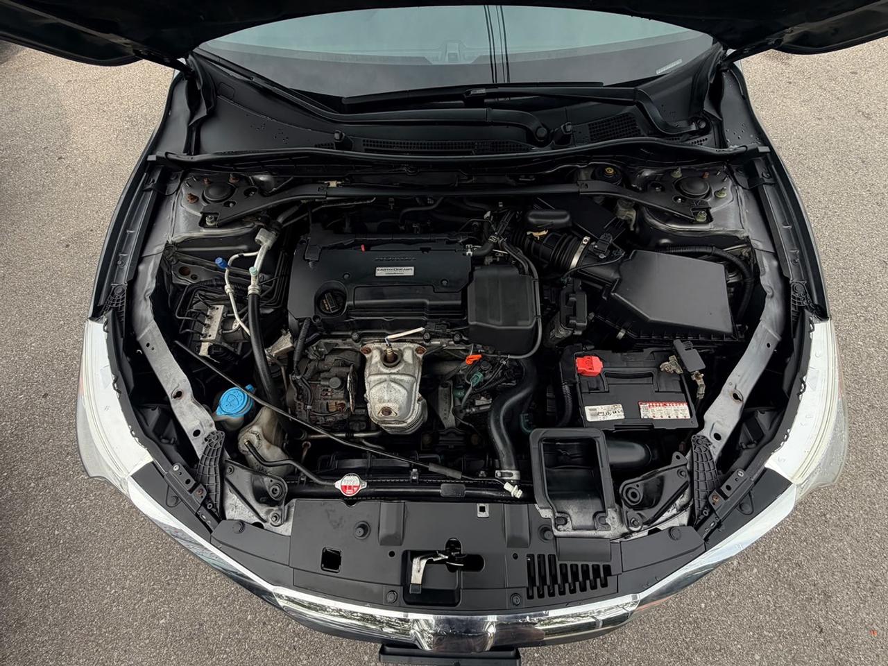 2016 Honda Accord Sport Photo