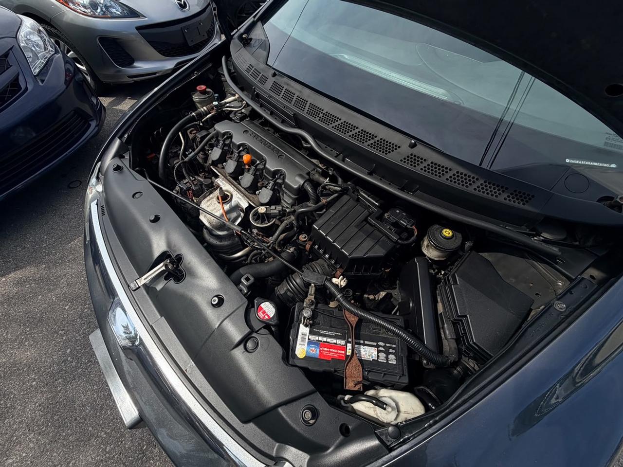 2010 Honda Civic DX-G Photo