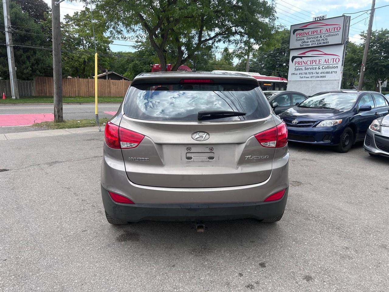 2011 Hyundai Tucson GLS Photo4