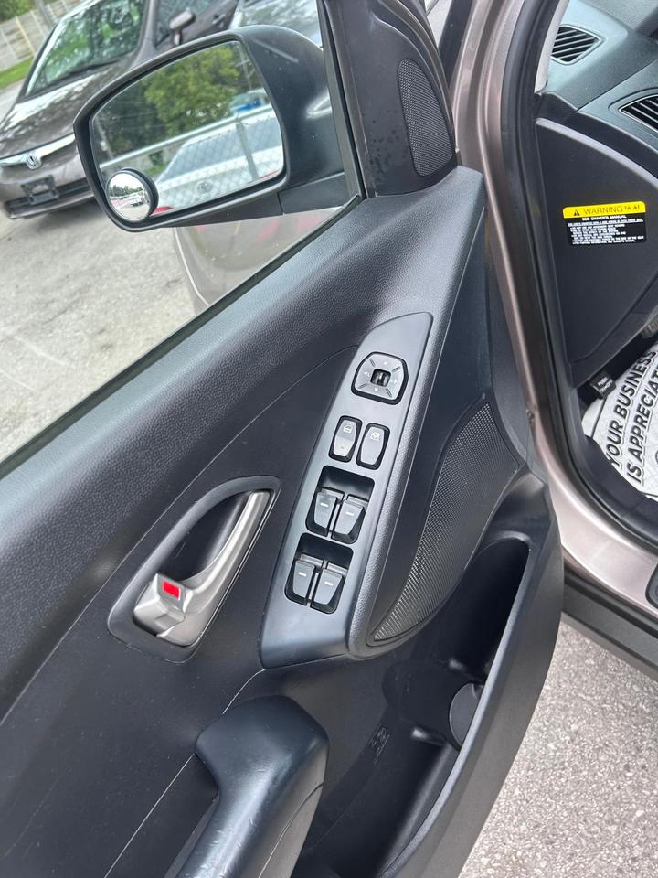 2011 Hyundai Tucson GLS Photo
