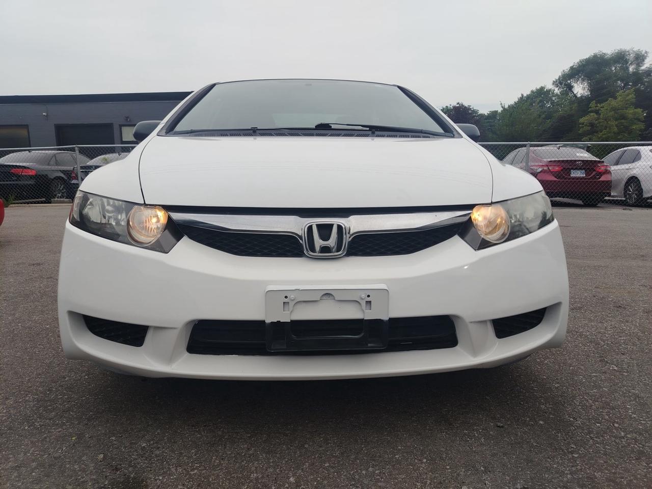 2010 Honda Civic DX-G Photo