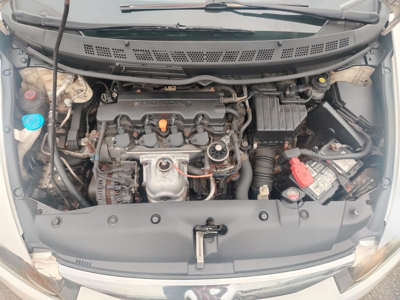 2010 Honda Civic DX-G Photo