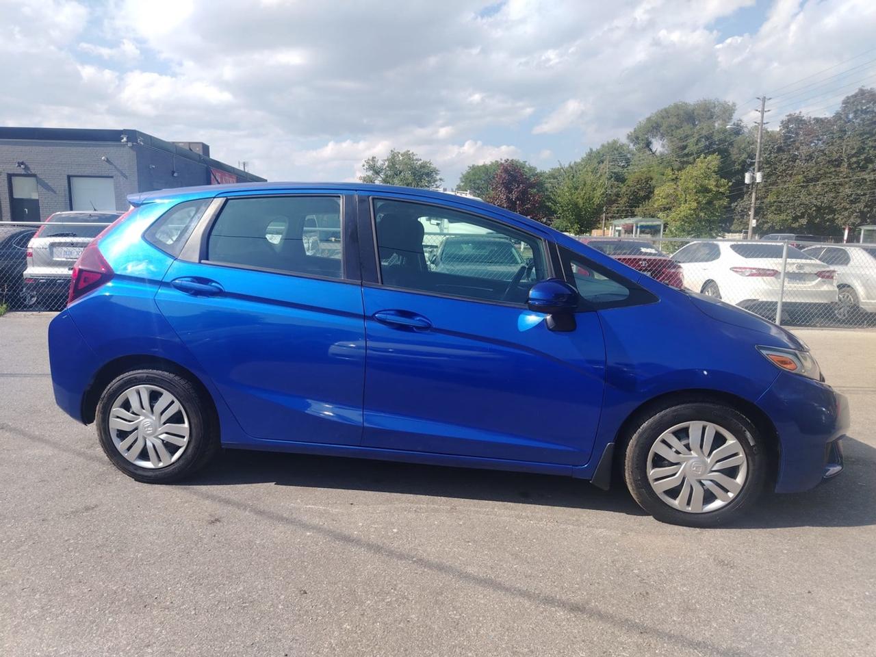 2015 Honda Fit LX Photo
