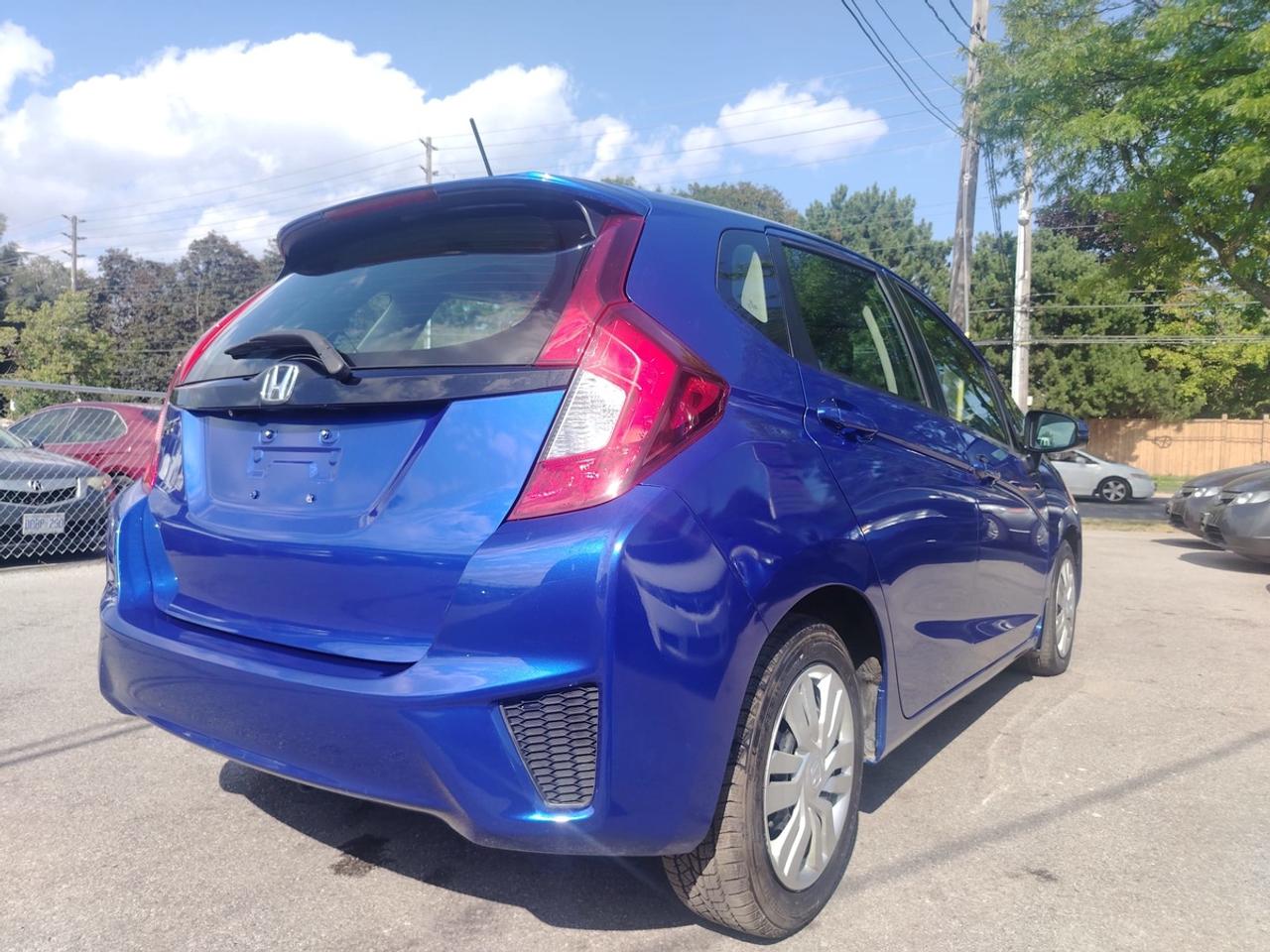 2015 Honda Fit LX Photo