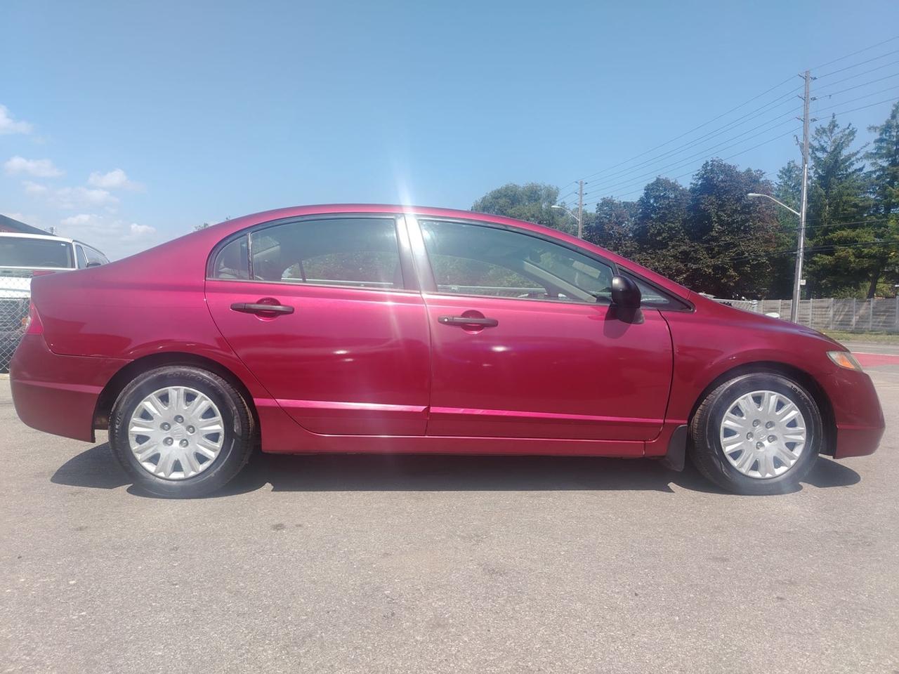 2009 Honda Civic DX Photo