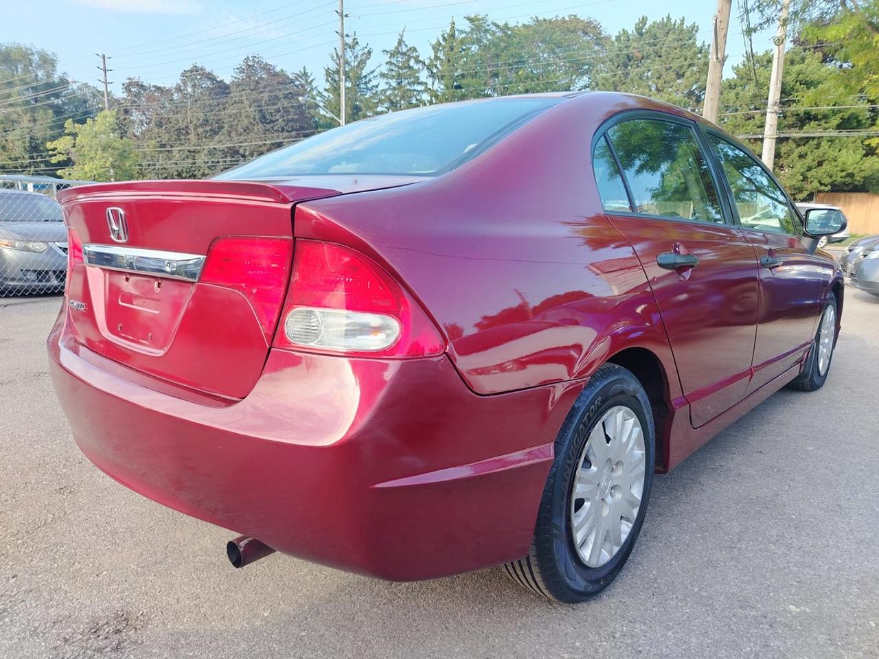 2009 Honda Civic DX Photo