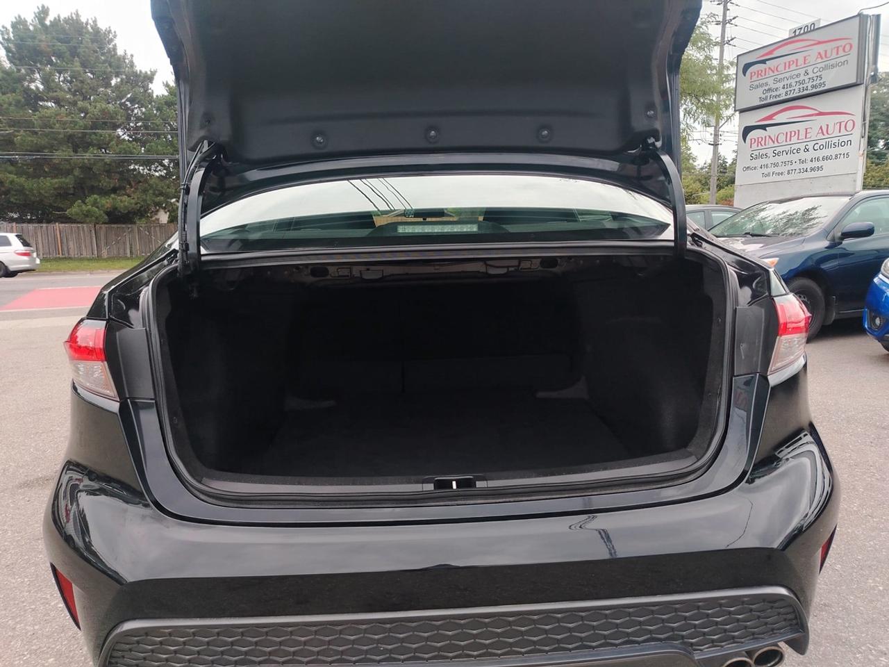 2022 Toyota Corolla SE Photo