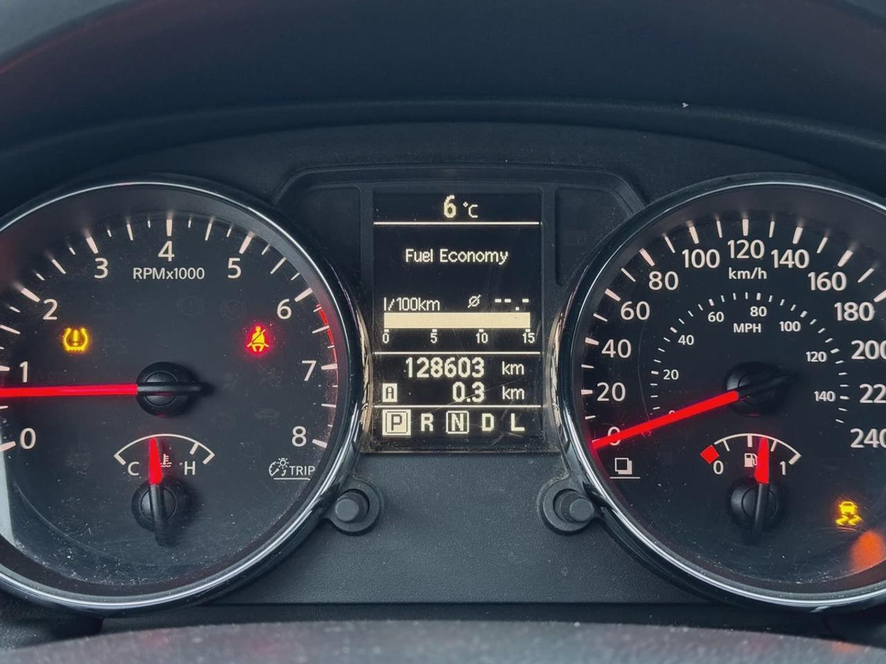 2012 Nissan Rogue SV Photo