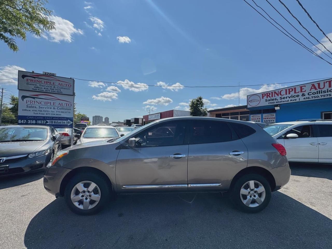 2012 Nissan Rogue SV Photo5