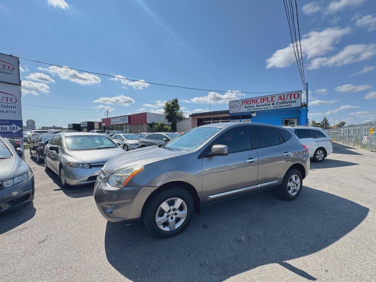 2012 Nissan Rogue SV Photo2