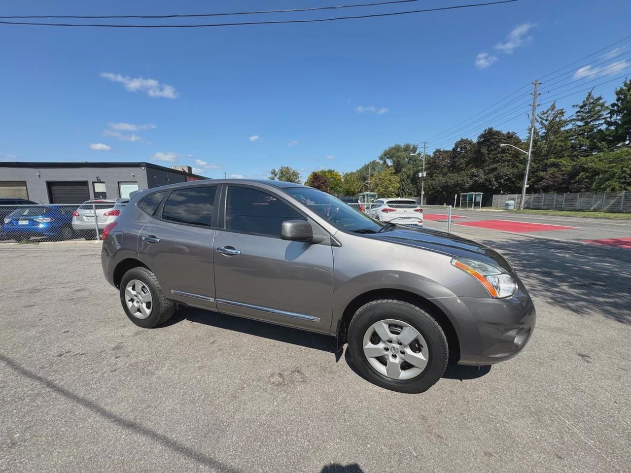 2012 Nissan Rogue SV Photo