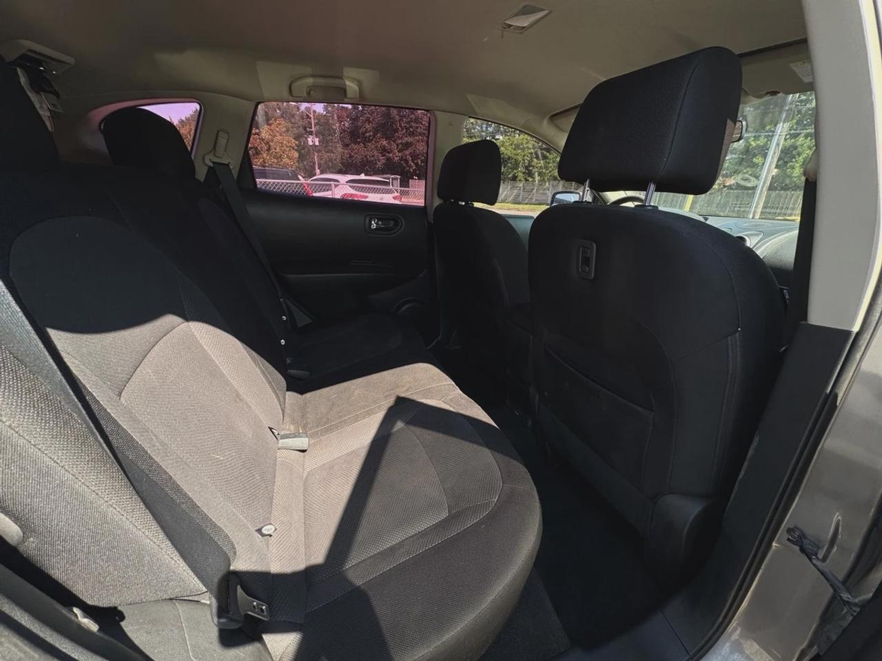 2012 Nissan Rogue SV Photo
