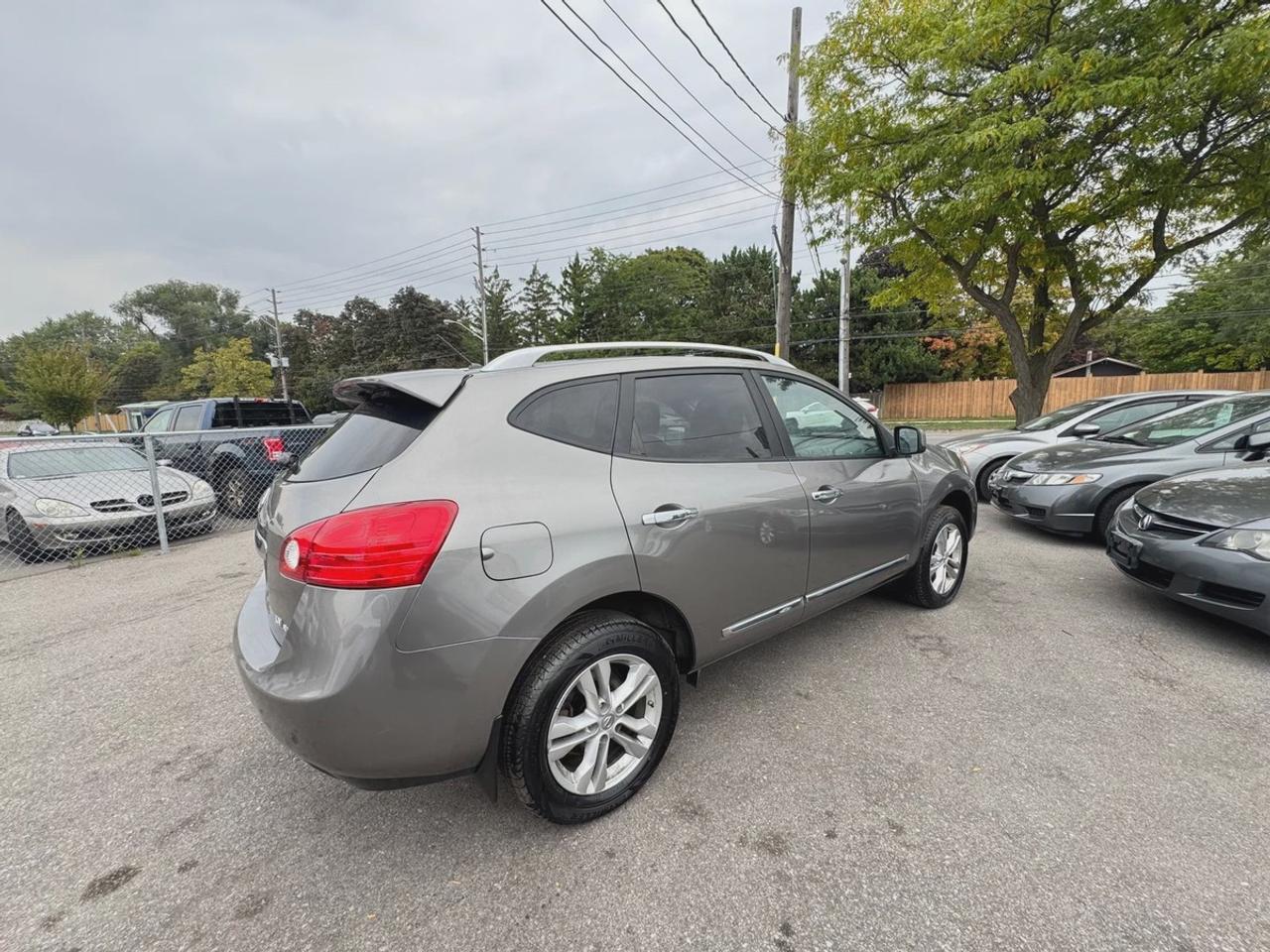 2013 Nissan Rogue SV Photo