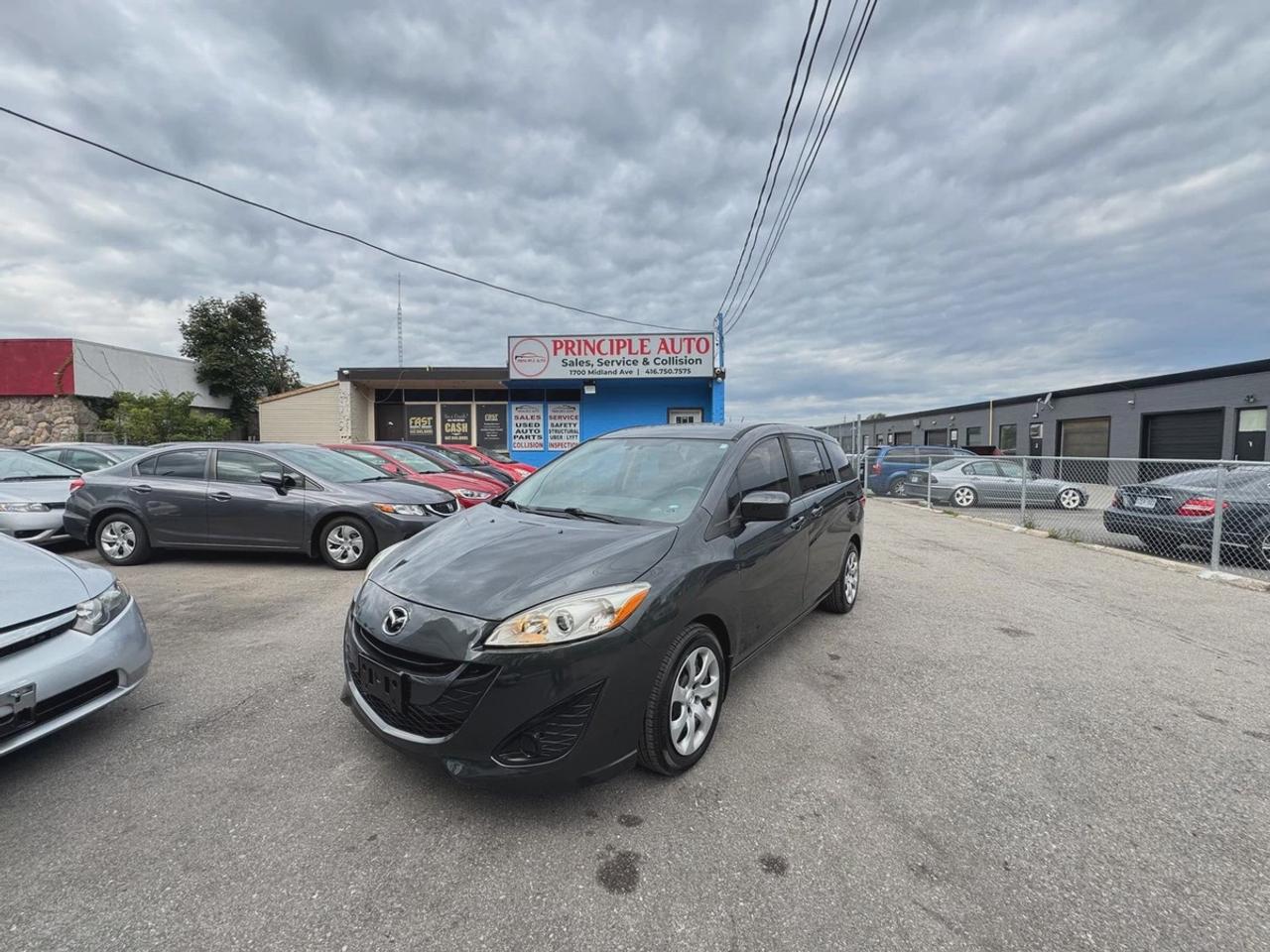 2016 Mazda MAZDA5 Touring Photo