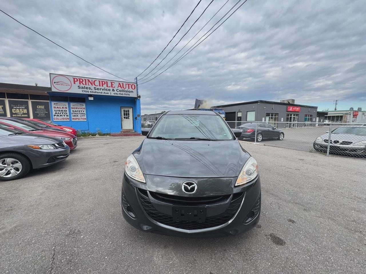 2016 Mazda MAZDA5 Touring Photo