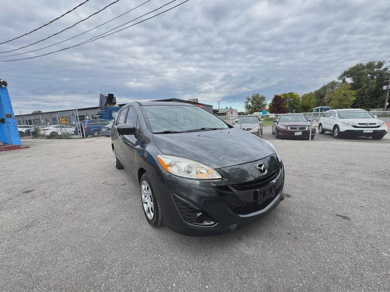 2016 Mazda MAZDA5 Touring Photo