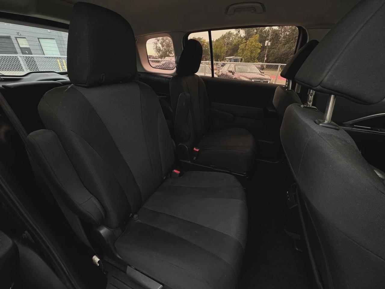 2016 Mazda MAZDA5 Touring Photo