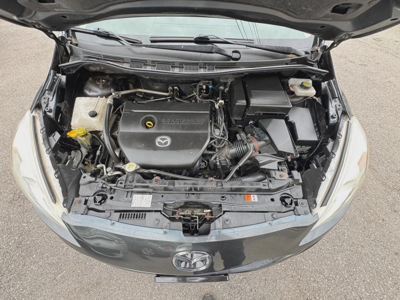 2016 Mazda MAZDA5 Touring Photo