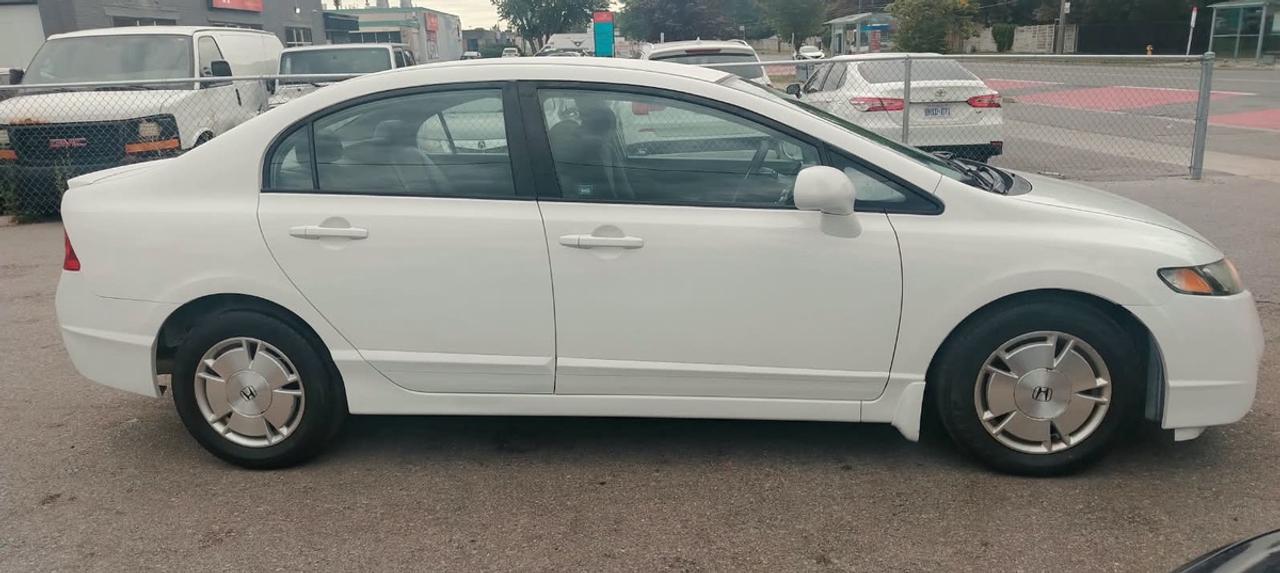2010 Honda Civic DX-G Photo