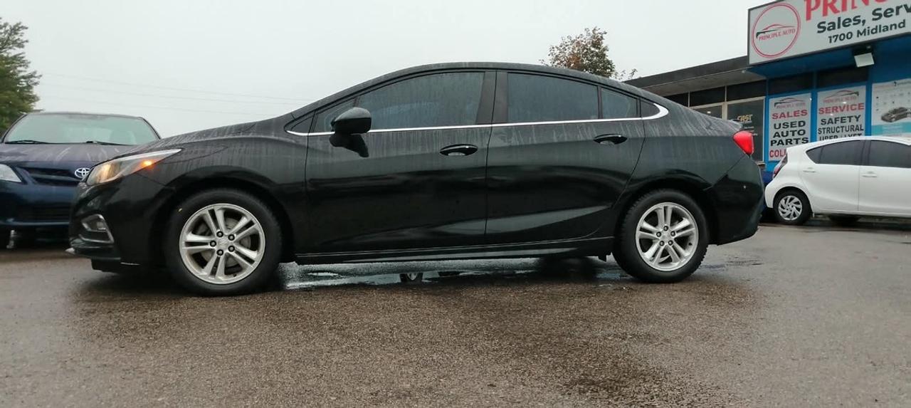 2018 Chevrolet Cruze LT Photo