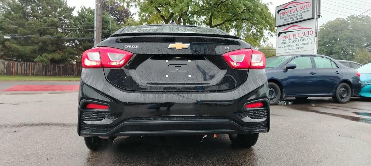 2018 Chevrolet Cruze LT Photo