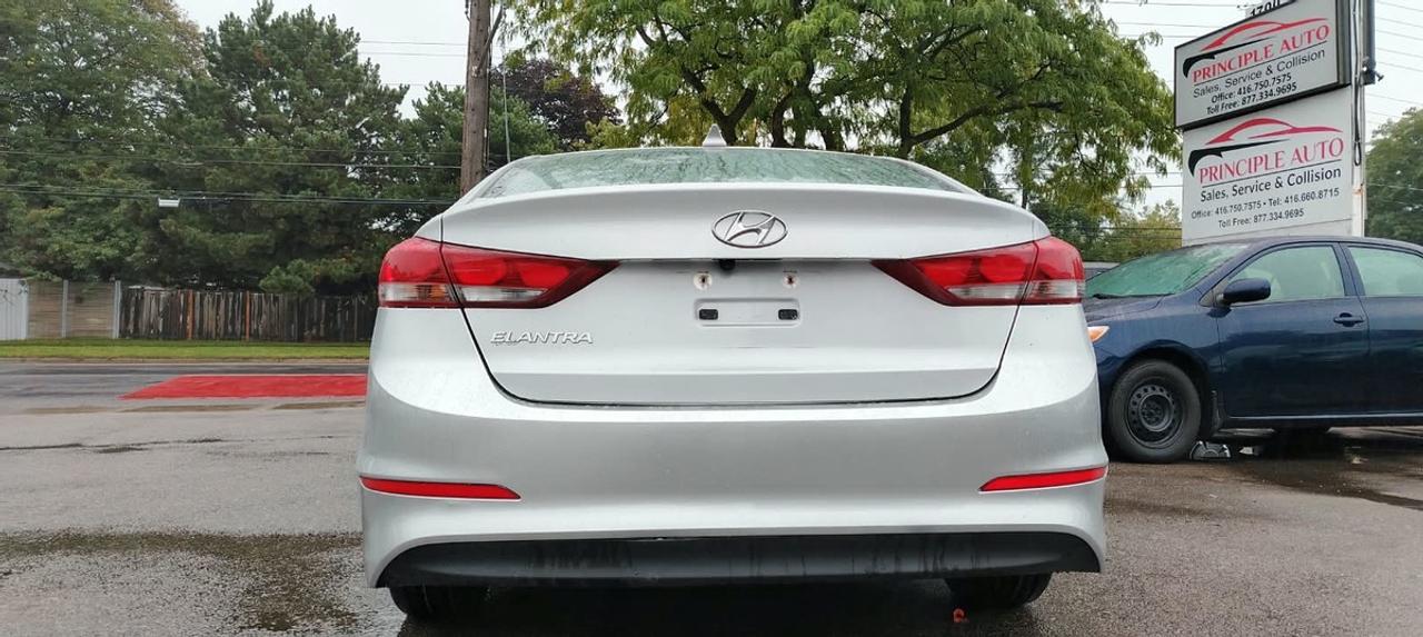 2018 Hyundai Elantra SEL Photo