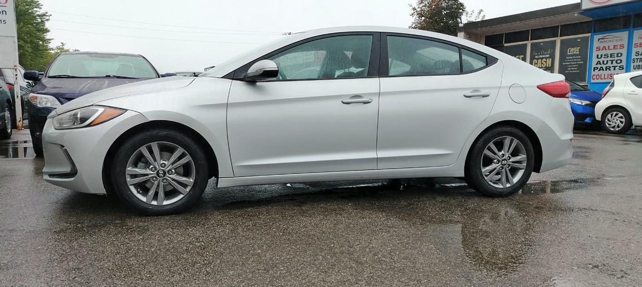 2018 Hyundai Elantra SEL Photo1