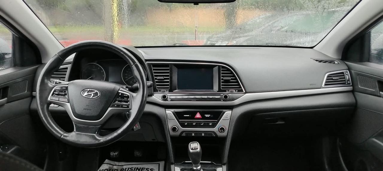 2018 Hyundai Elantra SEL Photo