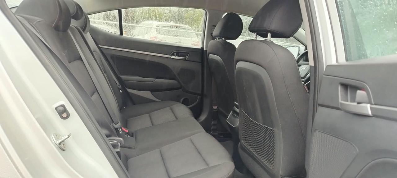 2018 Hyundai Elantra SEL Photo