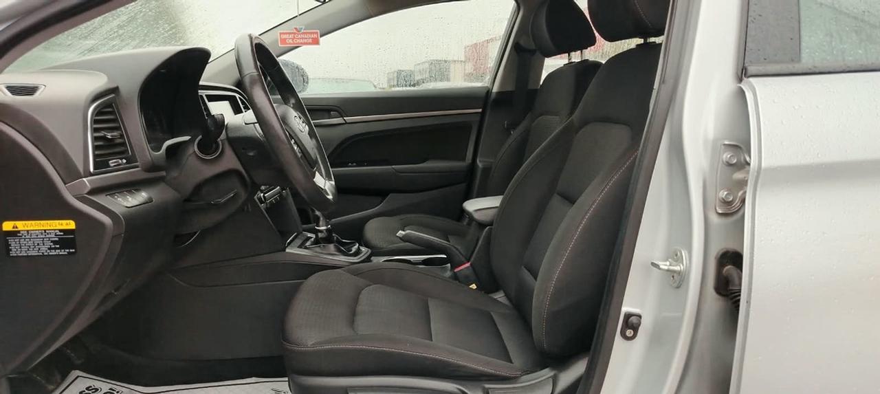 2018 Hyundai Elantra SEL Photo