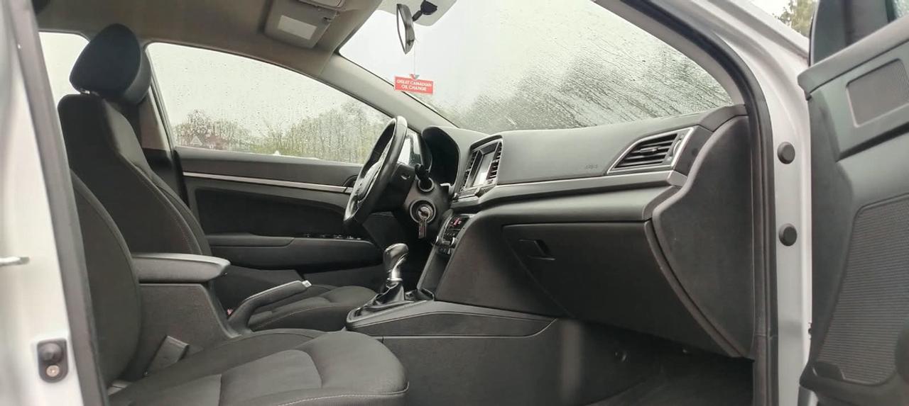 2018 Hyundai Elantra SEL Photo