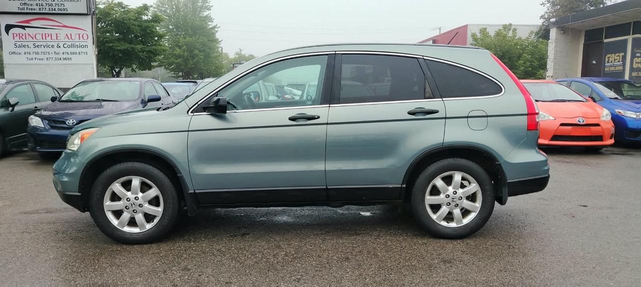 2010 Honda CR-V LX Photo2