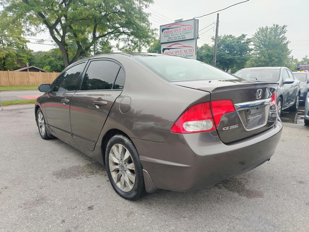 2010 Honda Civic EX-L Photo
